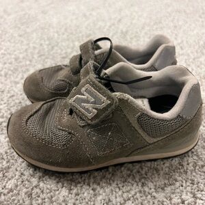 New Balance 543 Kids' Gray Sneakers